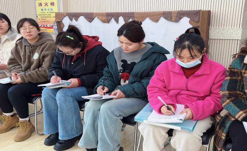 【生命迈幼·校园新闻】践行教育家精神 争做教育大先生——迈幼一园师德师风建设专题活动_html_485a390d.jpg