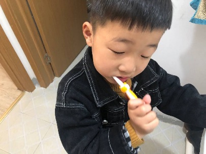 （生命迈幼•爱国卫生）健康成长、坚“齿”必胜_html_2abf4183.jpg