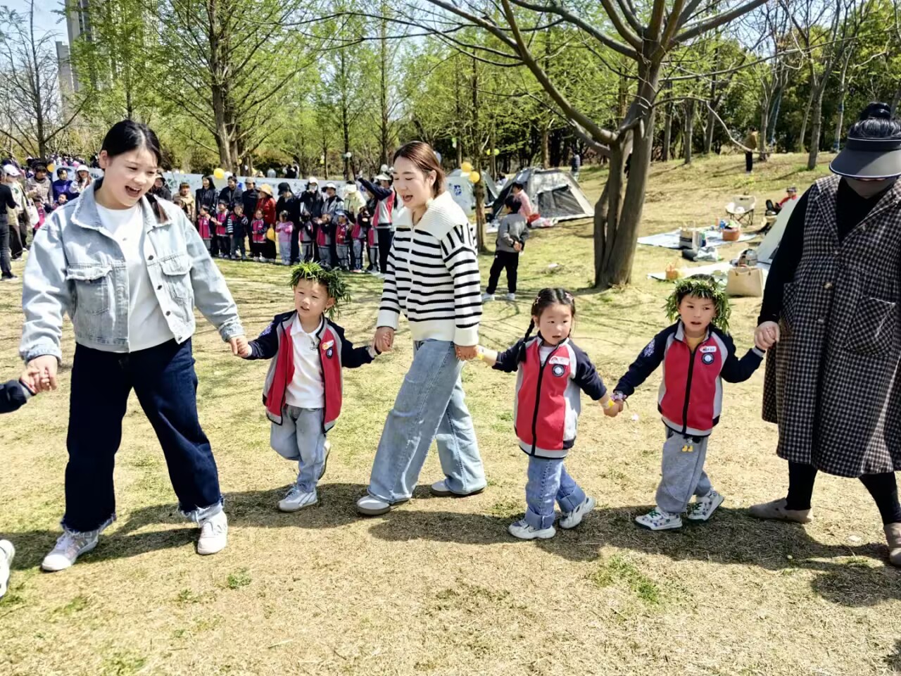（已修改）4.3日小班组湿地公园报道 (1)_html_350eeeee.jpg