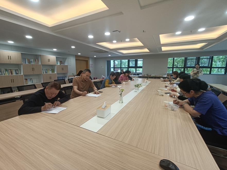【生命迈幼卫生保健】“食”全“食”美，健康相伴——记迈幼嘉誉山园膳食委员会_html_6081aac3.jpg