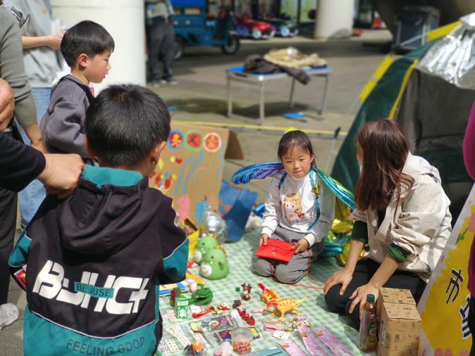 4.21春日集市新闻稿（修改）_html_m613a6fe.jpg
