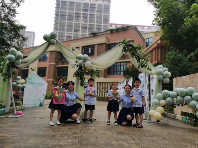 2020.9.10迈幼一分园庆祝教师节x_html_m2cba142f.jpg