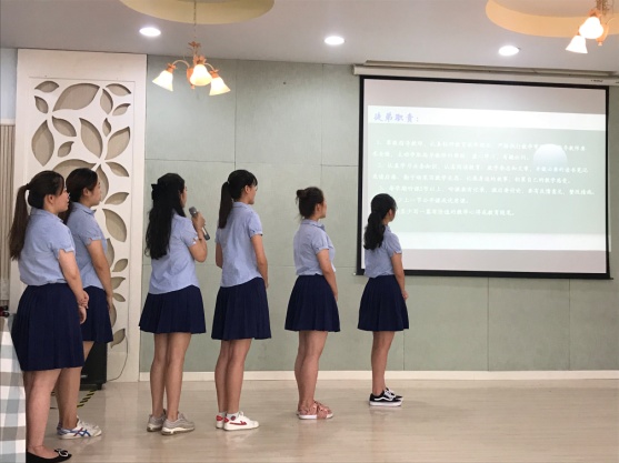 2020.9.9师徒结对仪式（栖霞教育之家）_html_127703fe.jpg