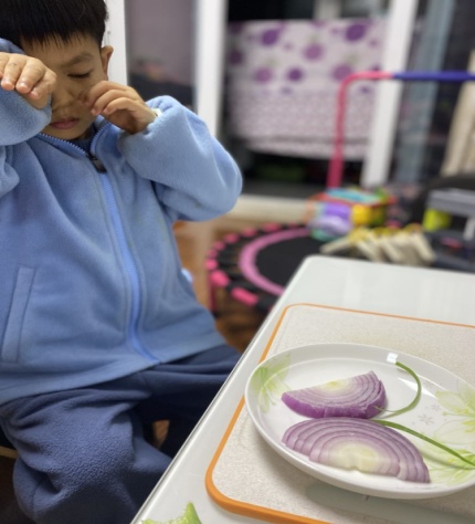 2021.1.11 张静 成二班课程故事(1)_html_m7c3933f6.jpg