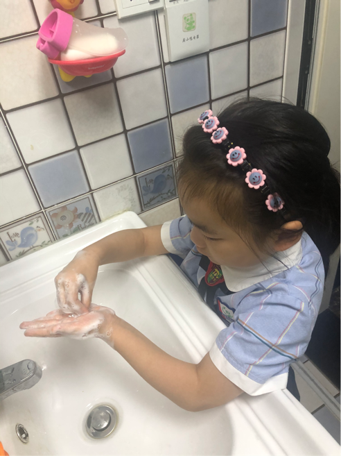 栖霞教育（生命迈幼教学动态）防控疫情手护健康_html_2628642.png