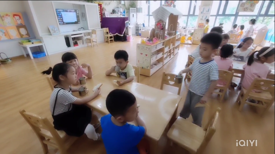 线上家长开放活动新闻稿_html_m3010b2b2.png