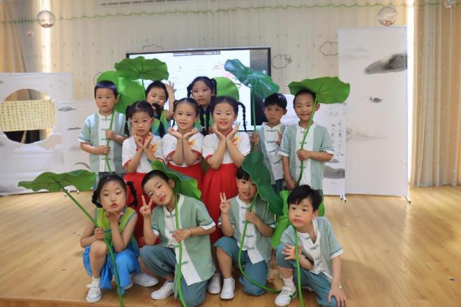 【生命迈幼 书润童心】沁润书香 收获成长 ——记迈幼三分园阅读节闭幕式暨绘本剧展演活动_html_50291b21.jpg