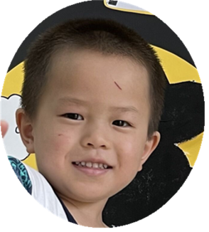 “咻”！滑滑梯 报道_html_m3ee503a1.png
