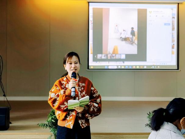 【生命迈幼·校园新闻】聚焦创造性游戏 研以共学促成长_html_3c80065b.jpg