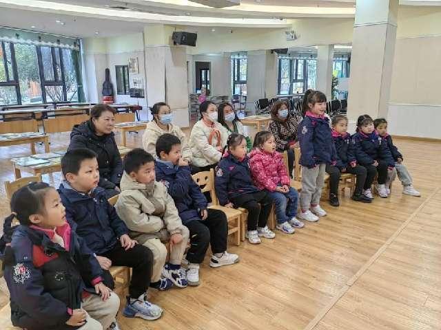 【生命迈幼 相伴互助】家园同心  育见未来-迈幼三园家长互助团暨大班亲子共读、阅读漂流活动_html_m728741a2.jpg