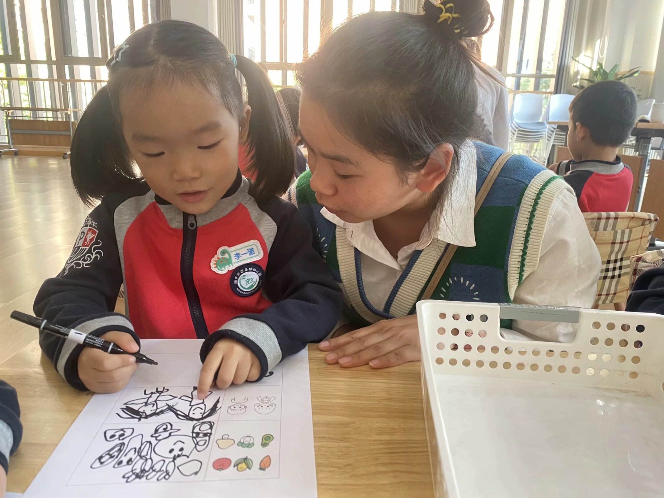 定稿：【生命迈幼·校园新闻】聚力省优，逐梦前行——迈幼嘉誉山分园迎接区教师发展中心进行省优创建指导_html_48525435.jpg