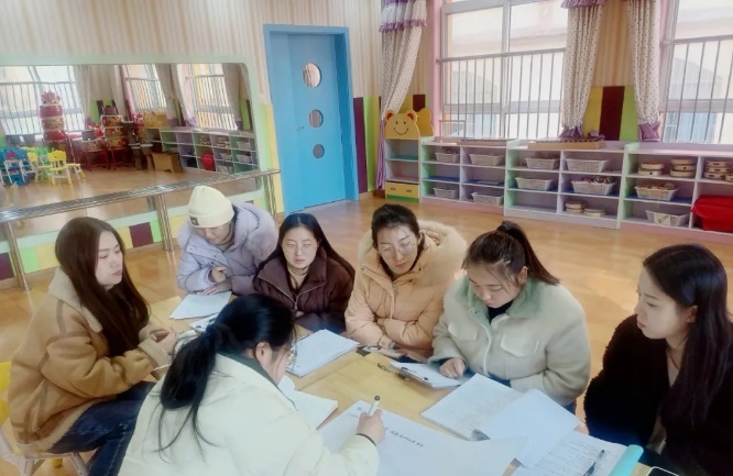 【生命迈幼 联合教研】同课异构，互学共研（二）2024.1.12_html_m1b06f041.jpg