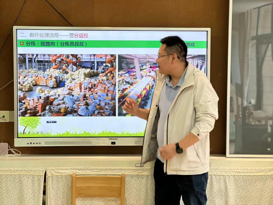 20250113【生活燕幼&middot;园区动态】新城分园：“家”校共育，绽放多彩童年——家长资源团活动纪实(1)_html_m2651d576.jpg