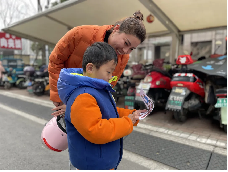 20240304【生活燕幼·园区动态】“三月春风暖，雷锋伴我行”——学雷锋系列活动_html_m3ce90dea.png