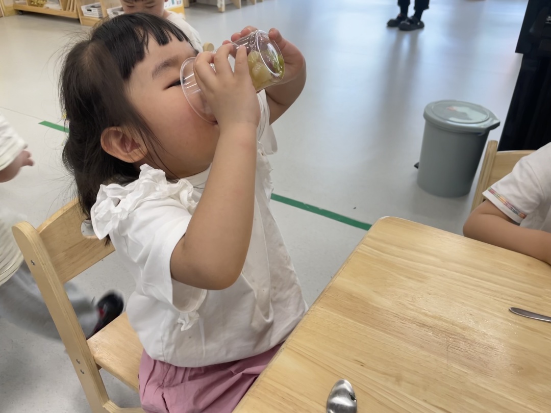 20230606【生活燕幼·园区动态】燕鸣苑分园：风吹麦浪 蝉鸣夏忙——舌尖上的节气之芒种_html_me40831e.jpg