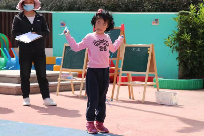 20210430新城大班运动会新闻_html_4951bf44.jpg