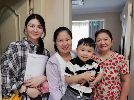 【生活燕幼·家园共育】“初见美好，与爱相约”——小班年级组新生家访活动_html_3abe7634.jpg