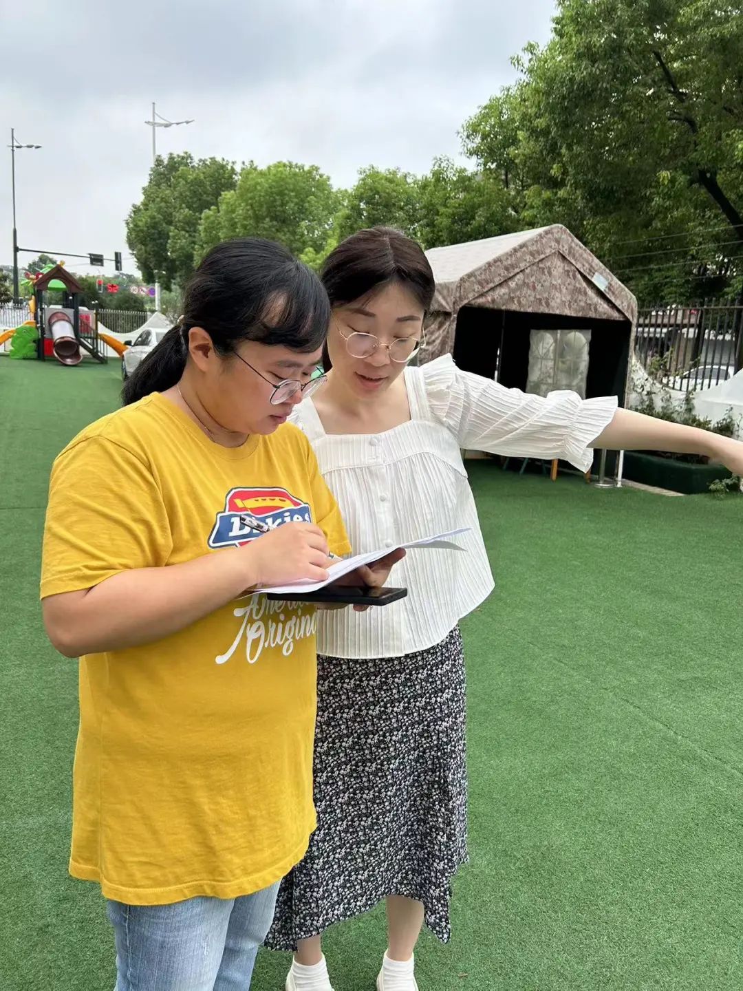 20230831【生活燕幼】“你好，新学期”——燕子矶幼儿园秋季开学准备_html_22b02b51.jpg