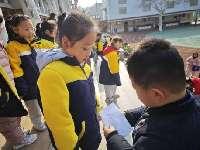 20250306【生活燕幼·年级组动态】燕幼中心园：小学初体验，衔接零距离——大班年级组参观小学活动_html_m6a33414b.jpg