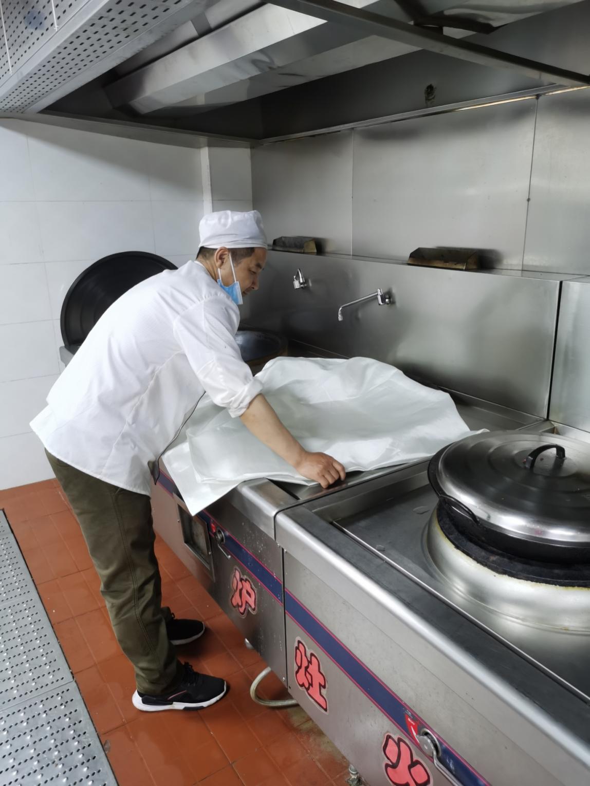 20210521新城园区食堂燃气安全演习活动(1)(1)(1)(1)(1)_html_m73542868.jpg