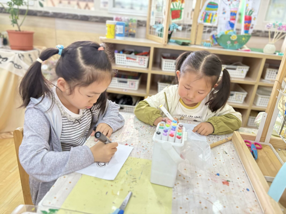 【生活燕幼·园区动态】下庙分园：“大手牵小手，球趣乐无穷”——小中班运动会_html_3682d48a.png