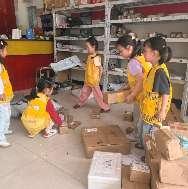 20250430【生活燕幼·园区动态】中心园： “快乐打工记” ——劳动节职业体验活动_html_m252cdcac.jpg