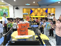 20240514【生活燕幼·年级组动态】燕幼中心园：花开有时，衔接成长——大班年级组参观小学活动_html_m61d65419.png