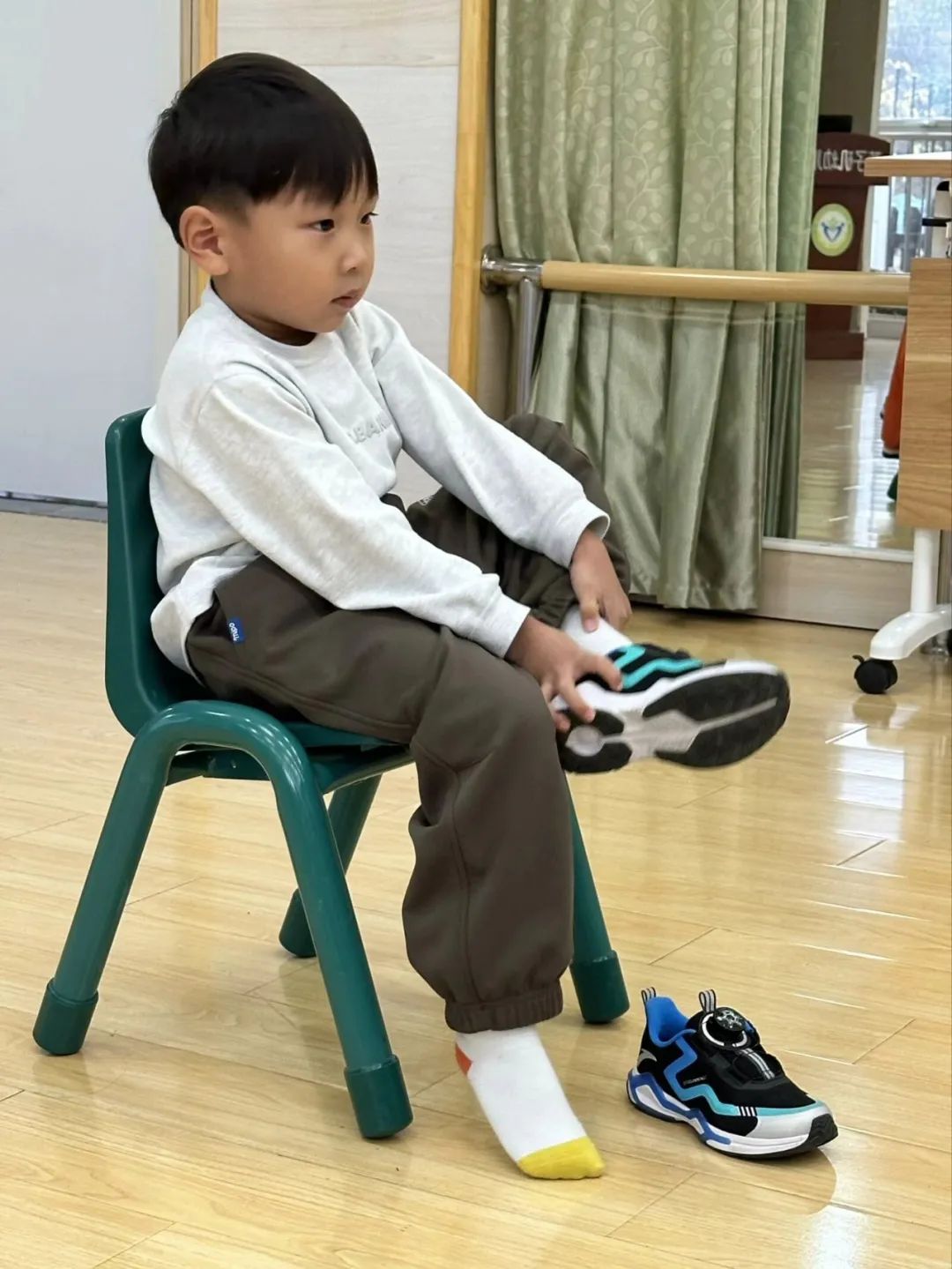 20231215【生活燕幼·园部动态】下庙分园：“自理小能手，快乐显身手”——自理能力大赛_html_3547c5b2.jpg