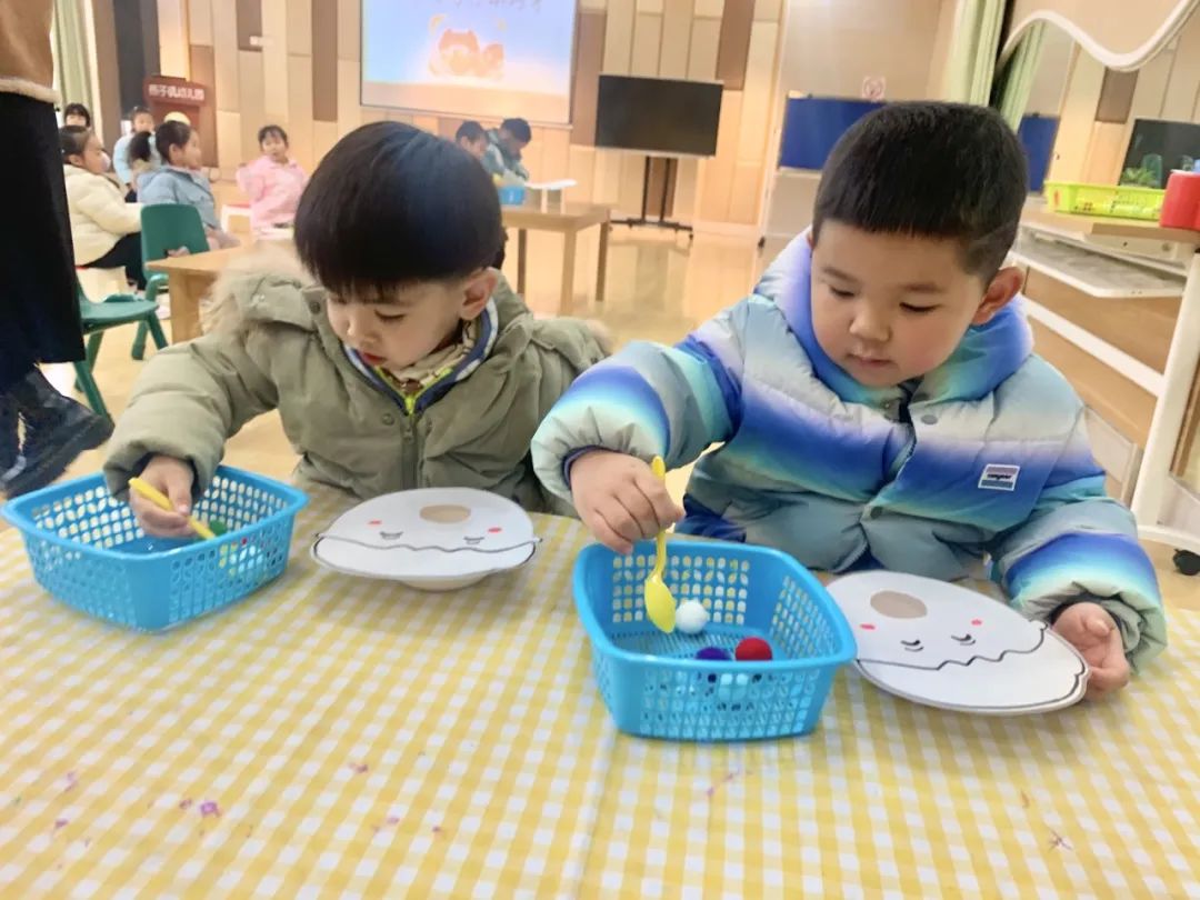20231215【生活燕幼·园部动态】下庙分园：“自理小能手，快乐显身手”——自理能力大赛_html_11ab8a8c.jpg