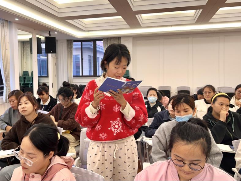 20241106【生活燕幼&middot;园区动态】新城分园：立足儿童视角，优化室内外游戏_html_m97bb92a.jpg