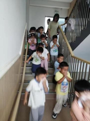 20231008燕幼集团九月工作纪实_html_m4127e91e.jpg