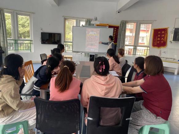 202301009 中心园师德学习新闻稿_html_2348321.jpg