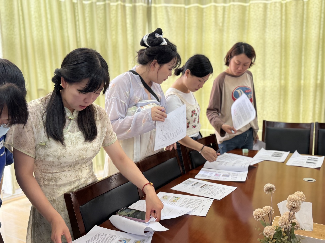 20240531【生活燕幼·园区动态】下庙分园：“用心倾听 相伴成长”——“一对一倾听”系列活动_html_7393d174.jpg