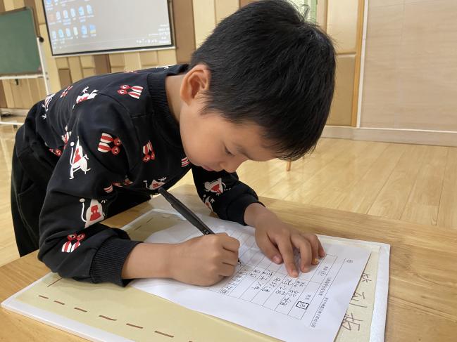 【生活燕幼·园区动态】下庙分园：“微光聚成束，聚力共成长”——记第四次儿童陶研会_html_2108d883.jpg