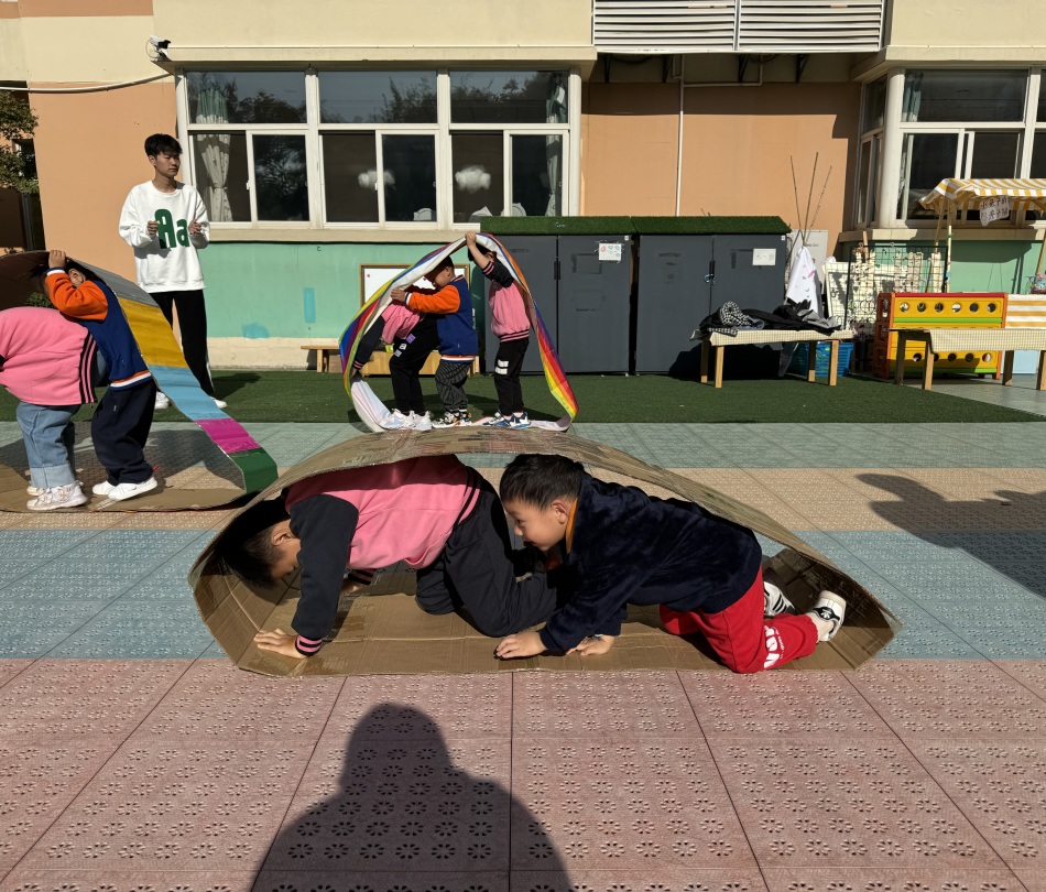 【生活燕幼·园区动态】下庙分园：“大手拉小手，运动迎园庆”——大带小运动会_html_3ceb4f69.jpg