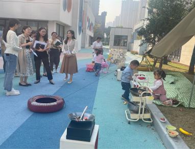 20231019【生活燕幼·园区动态】燕鸣苑分园：生活教育 游戏精神——南师大教研活动．docx_html_m4227adf7.jpg