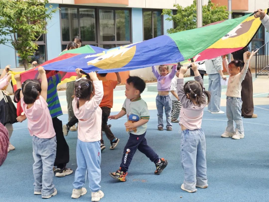 20250421【生活燕幼·园区动态】燕鸣苑分园：“走进童园，倾听成长”——家长半日开放活动_html_d83233f.jpg