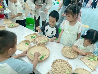 副本20250529“  粽意飘香迎端午，心享童年庆六一”——亲子游园会活动_html_4665ef09.jpg