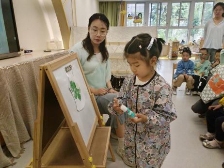 20250604【生活燕幼·教研动态】“以美润教，共研成长”——美术教研组期末总结(1)_html_60e7b5d9.jpg