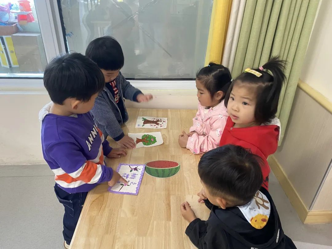 20230328【生活燕幼·园区动态】燕鸣苑分园：趣探惊蛰 万物新生——记小二班惊蛰节气活动_html_21152951.jpg