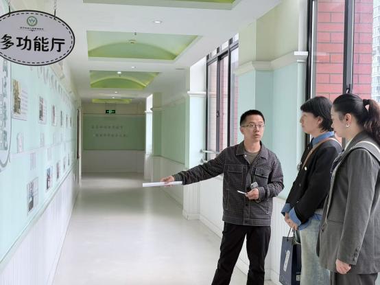 2025.10.30【生活燕幼&middot;园区动态】新城分园：“植根生活实践，共探三力课程”——重庆教育参访团交流学习活动_html_m757ddaa0.jpg