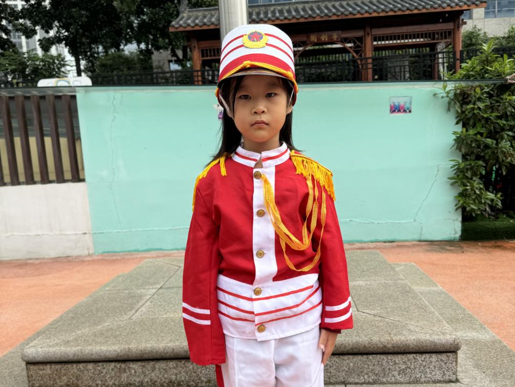 20241014【生活燕幼&middot;园区动态】新城分园——我是小小升旗手大五班升旗活动_html_13239739.jpg