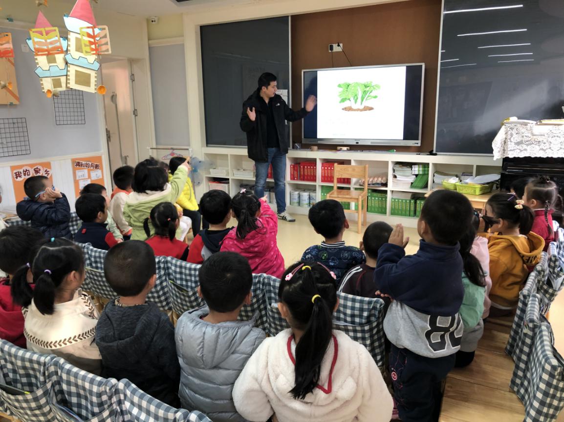 20201127【年级组动态】新城园区中班年级组故事团活动_html_m129b4e76.jpg