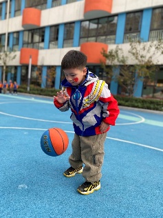 20231129  【生活燕幼·园区动态】“快乐早操，悦动成长”——幼儿早操和体育技能大赛评比_html_m5bcd8027.jpg