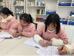 20231127【生活燕幼·园区动态】领读共研，学行共进——“行知领读活动”及“一对一倾听”主题园本教研活动_html_2fe60afa.png