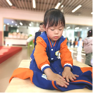 20231124【生活燕幼·园区动态】生活小能手，自理我最行——小班生活自理能力比赛_html_m40a57b85.png
