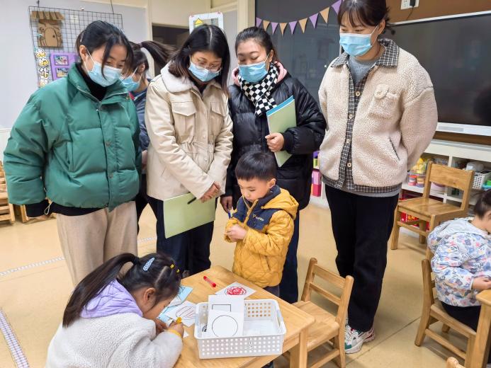 20211224新城语言区域观摩_html_m2cc53d02.jpg