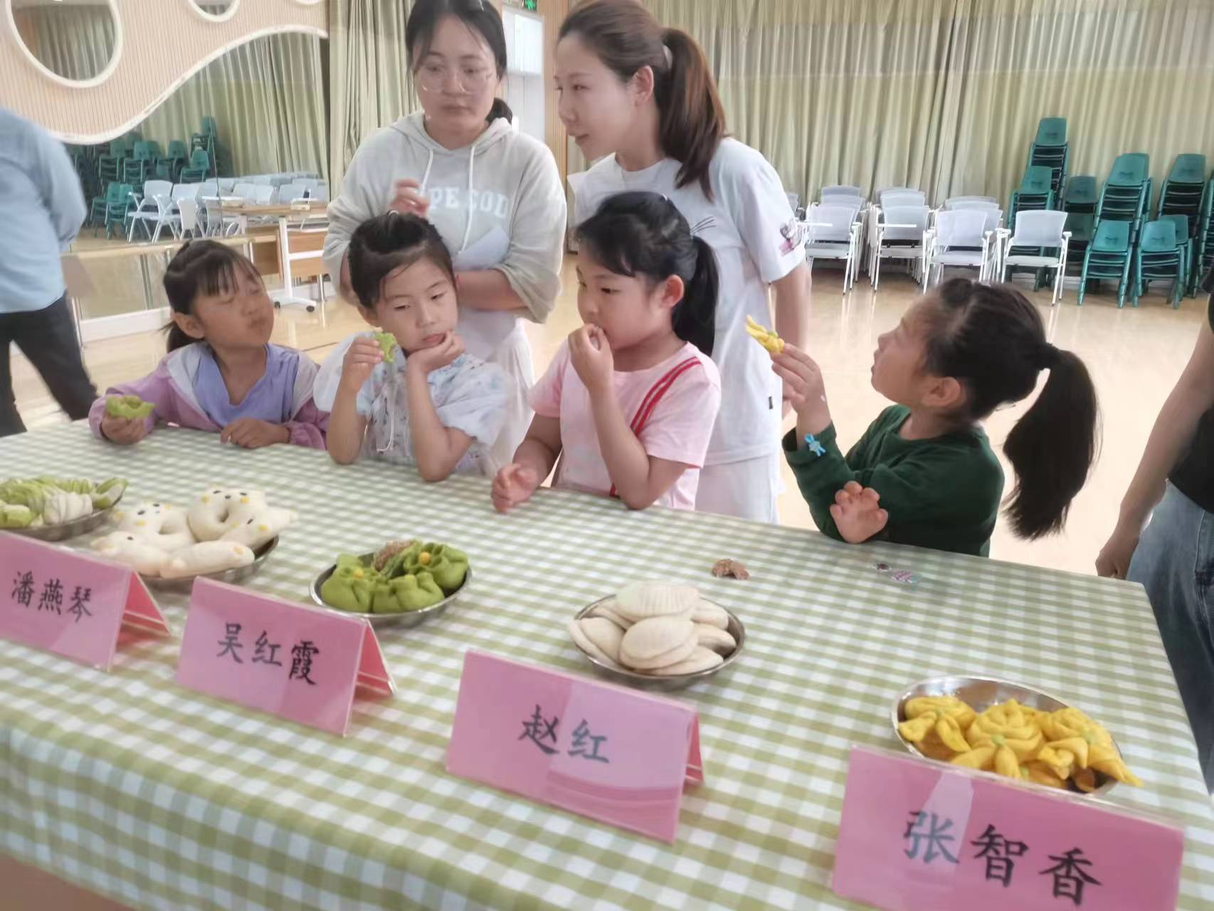 20230518【生活燕幼·安全第一】下庙分园：“亮技能，展风采”——食堂工作人员技能比赛_html_m7b9957f.jpg