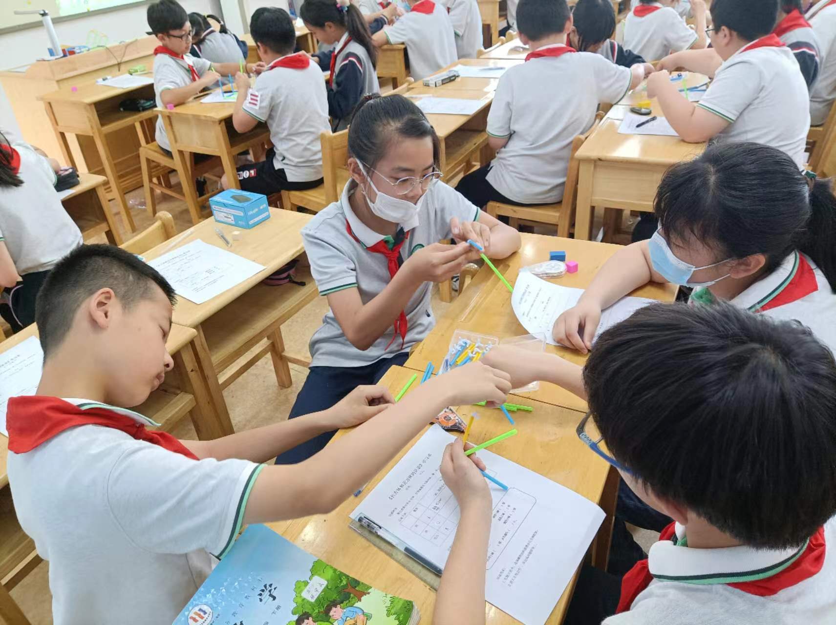 拼出智慧，数说精彩_html_247eca3d.jpg