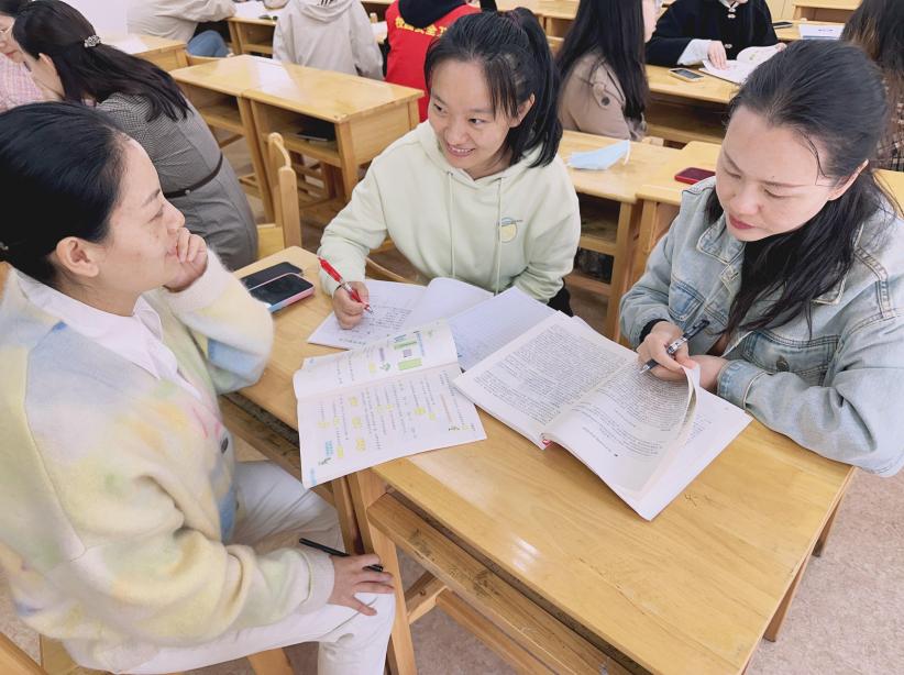 2024.10.10数学第二次集体备课新闻稿_html_3aafe9c9.jpg